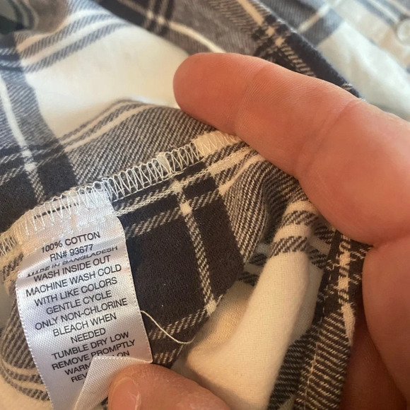 NWT white & black plaid flannel shirt with rhinestone size 1x long sleeve - Picture 6 of 9